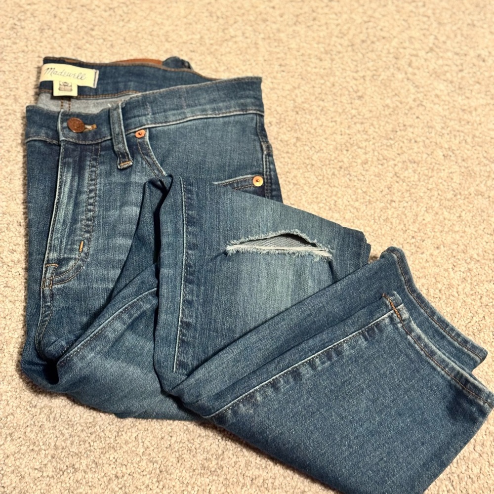 Madewell 9” High Rise Skinny Crop Jeans with Distressed Detailing